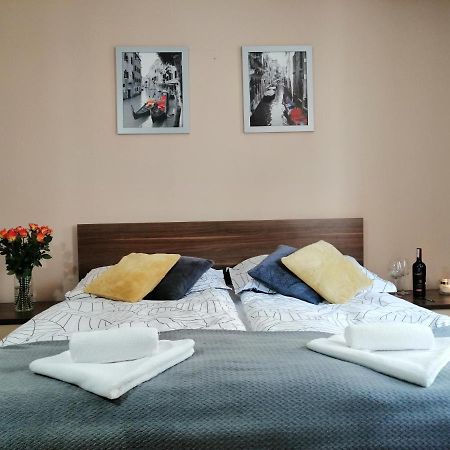 Апартаменты Cicha Przystan Apartament Starowka Колобжег Экстерьер фото